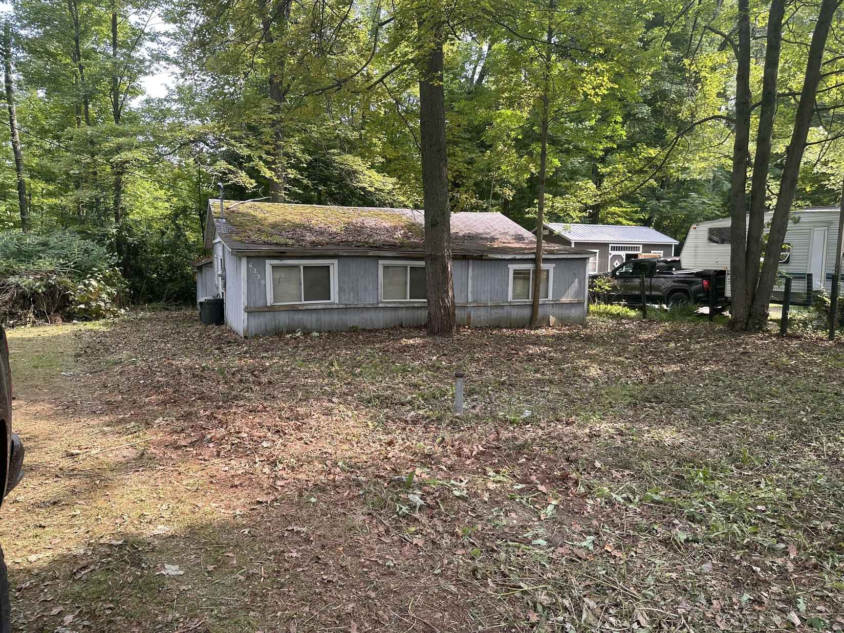 6239 Rock Rd  