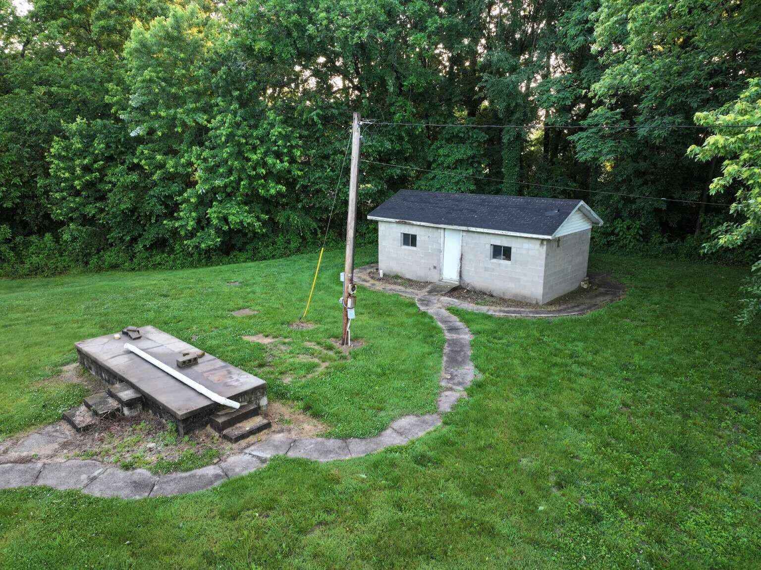 5015 Dm Rd  