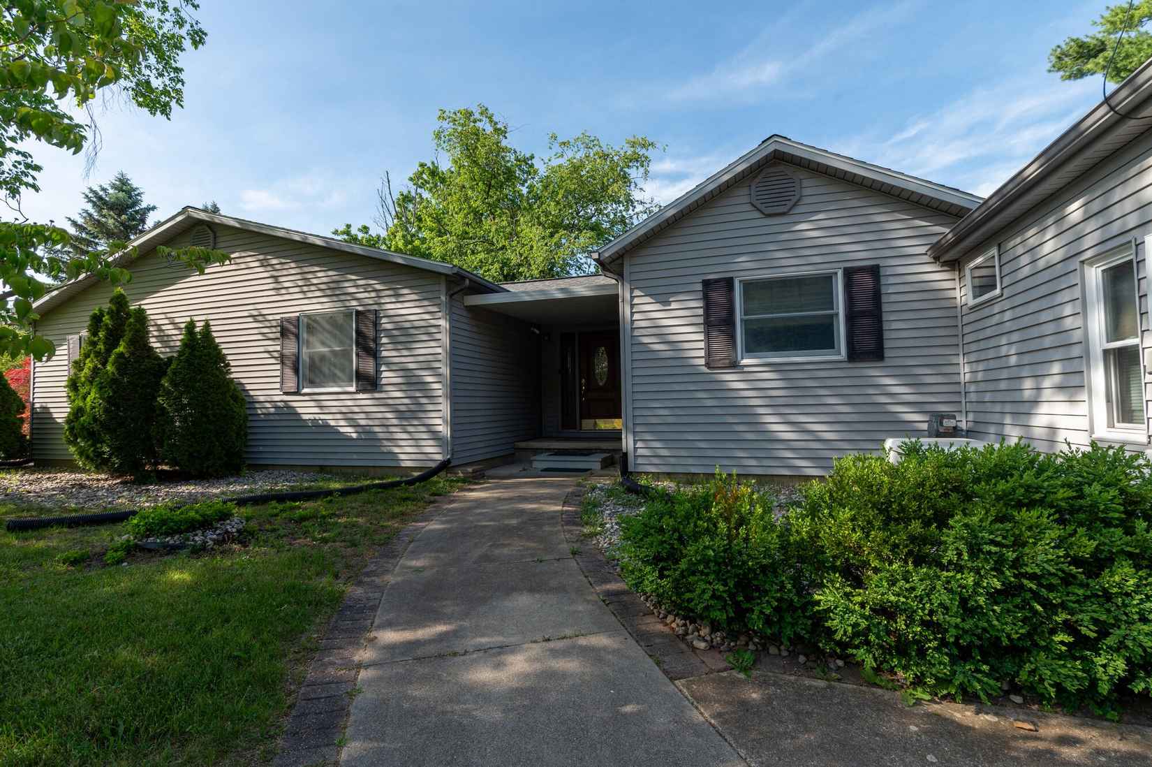219 Kilkenny Dr  