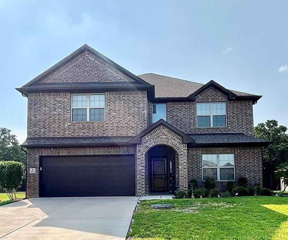 1022 Saint Andrews Dr  