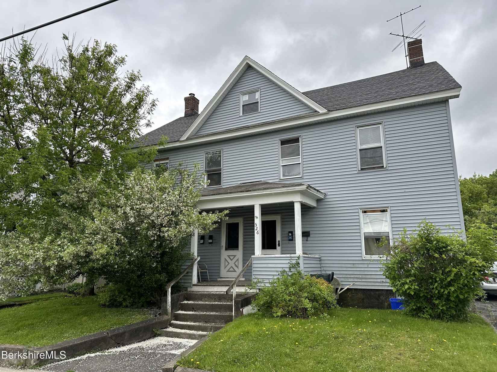 526-528 Fenn St  