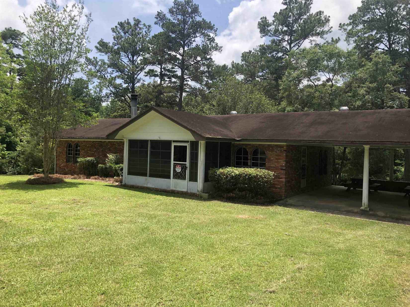 1450 Deer Run Rd  