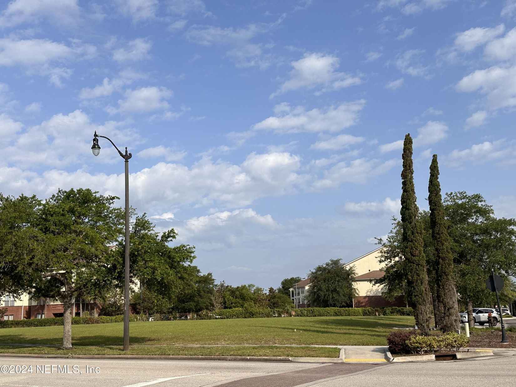 0 HUTCHINSON Park Dr  