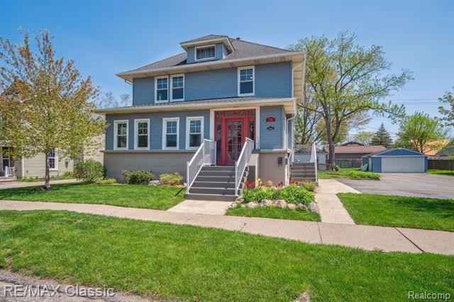 218 Un St  