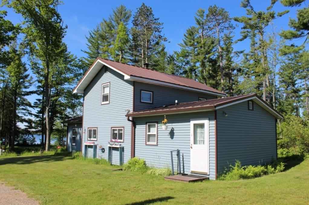 N11890 N Post Lk Dr  