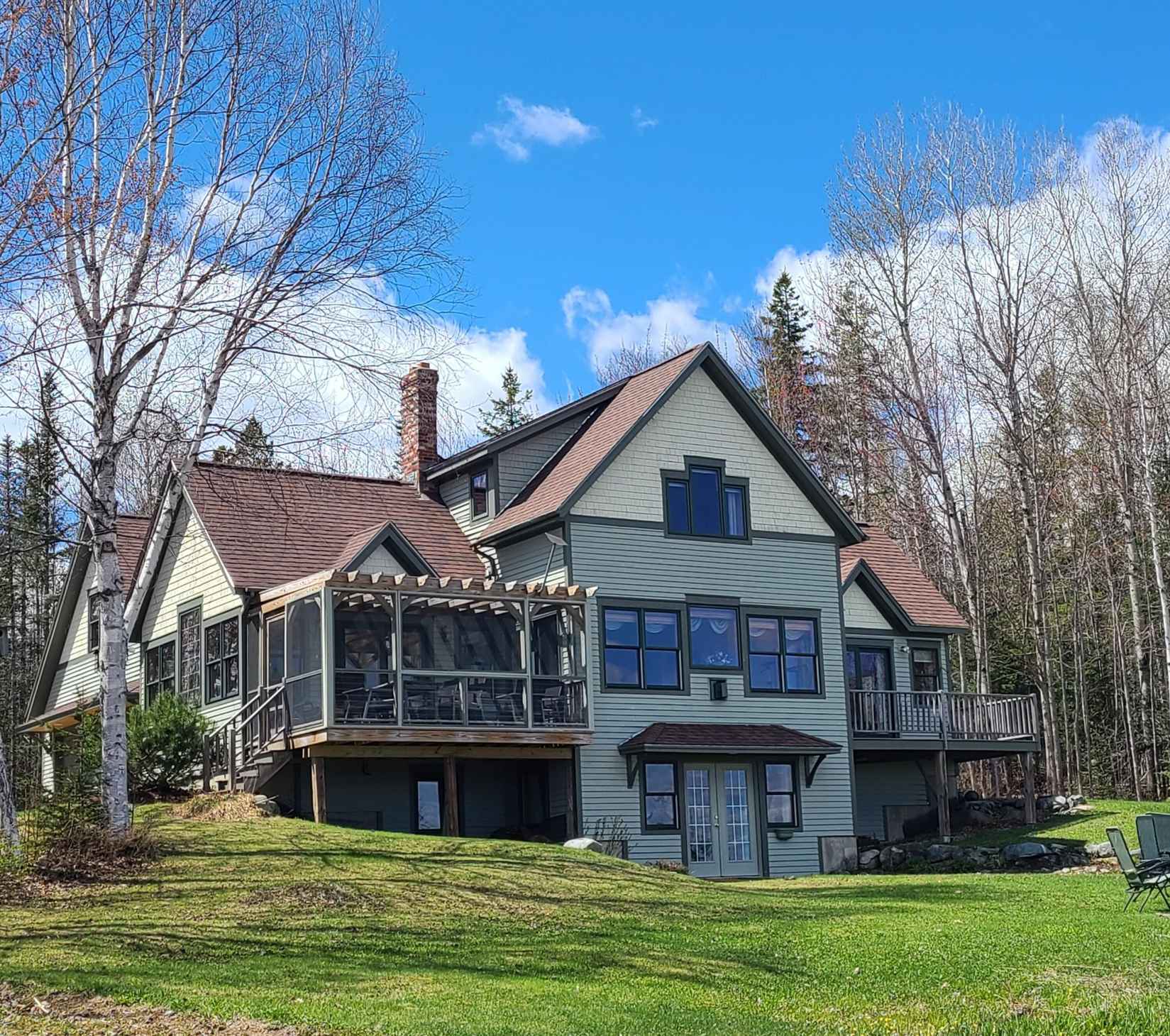 12 Woodcock Ln  