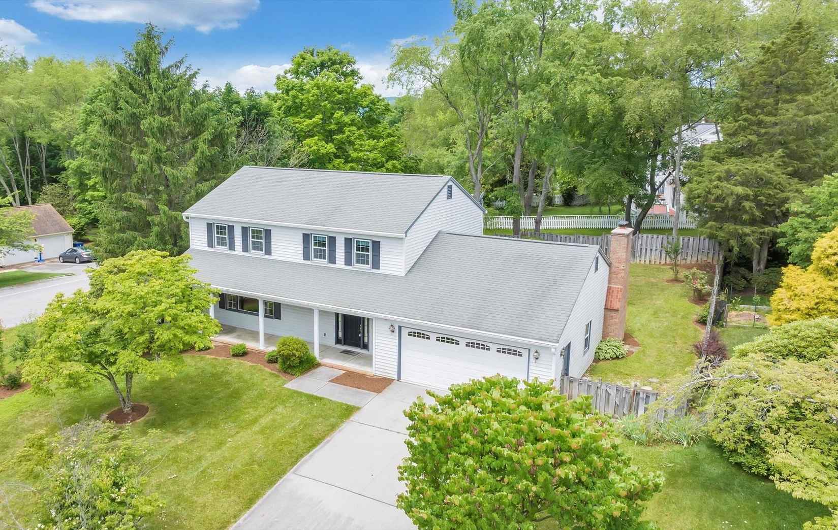 1001 Cottonwood Dr  