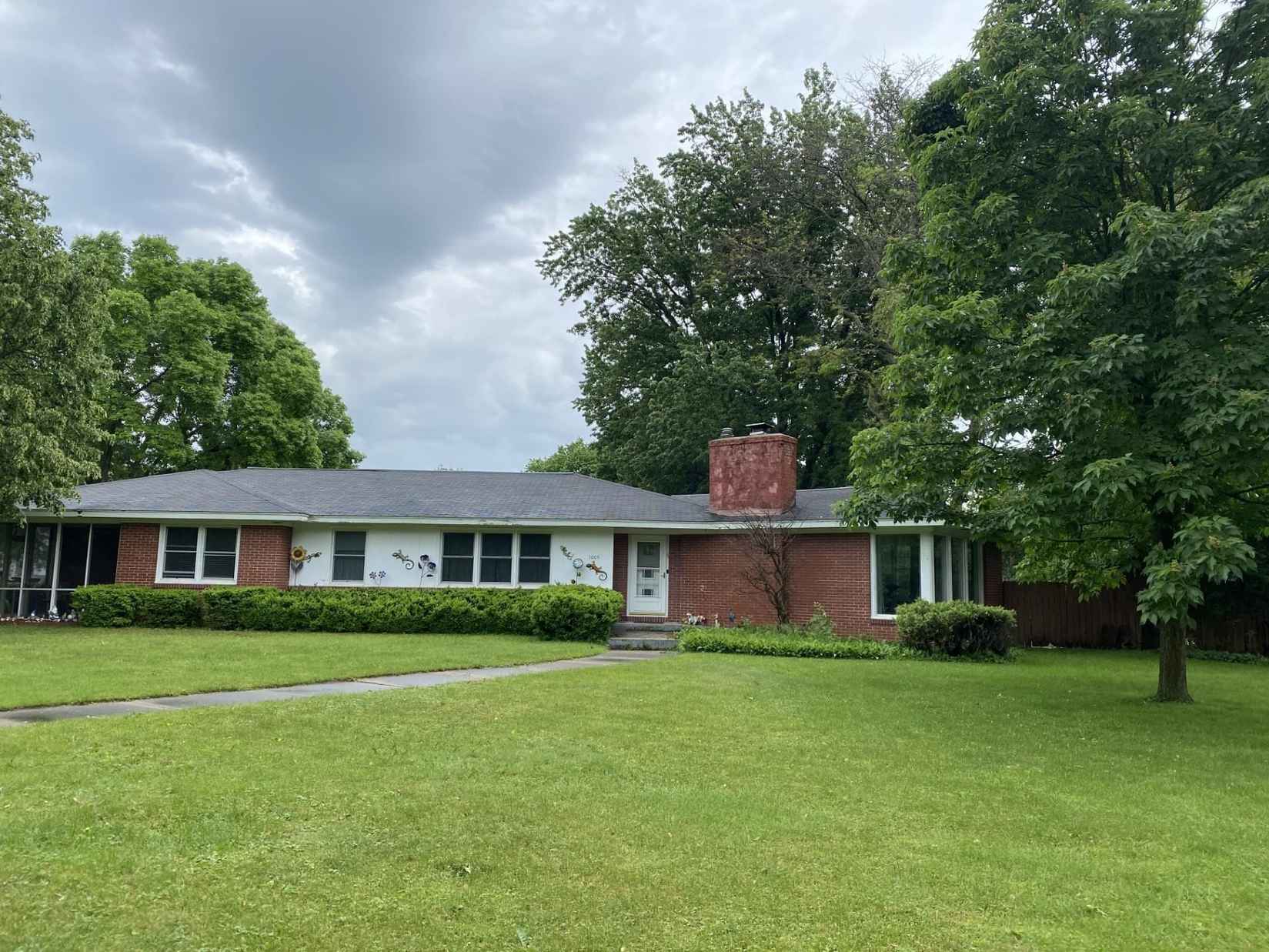 1005 STURGEON EDDY Rd  