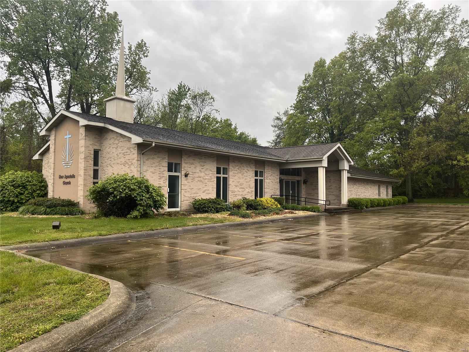 2425 Old Collinsville Rd  