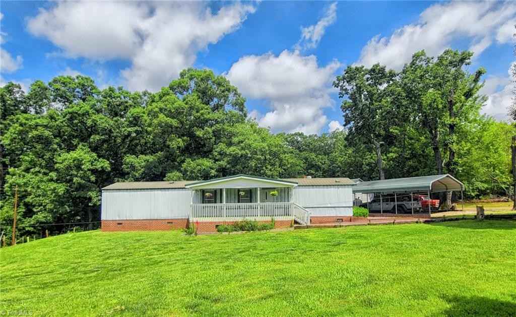 2668 Young Rd  