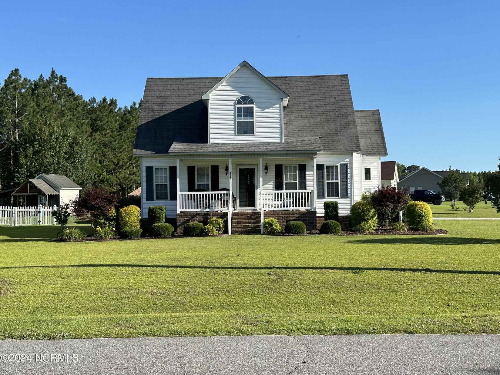 1423 Strawberry Br Dr  