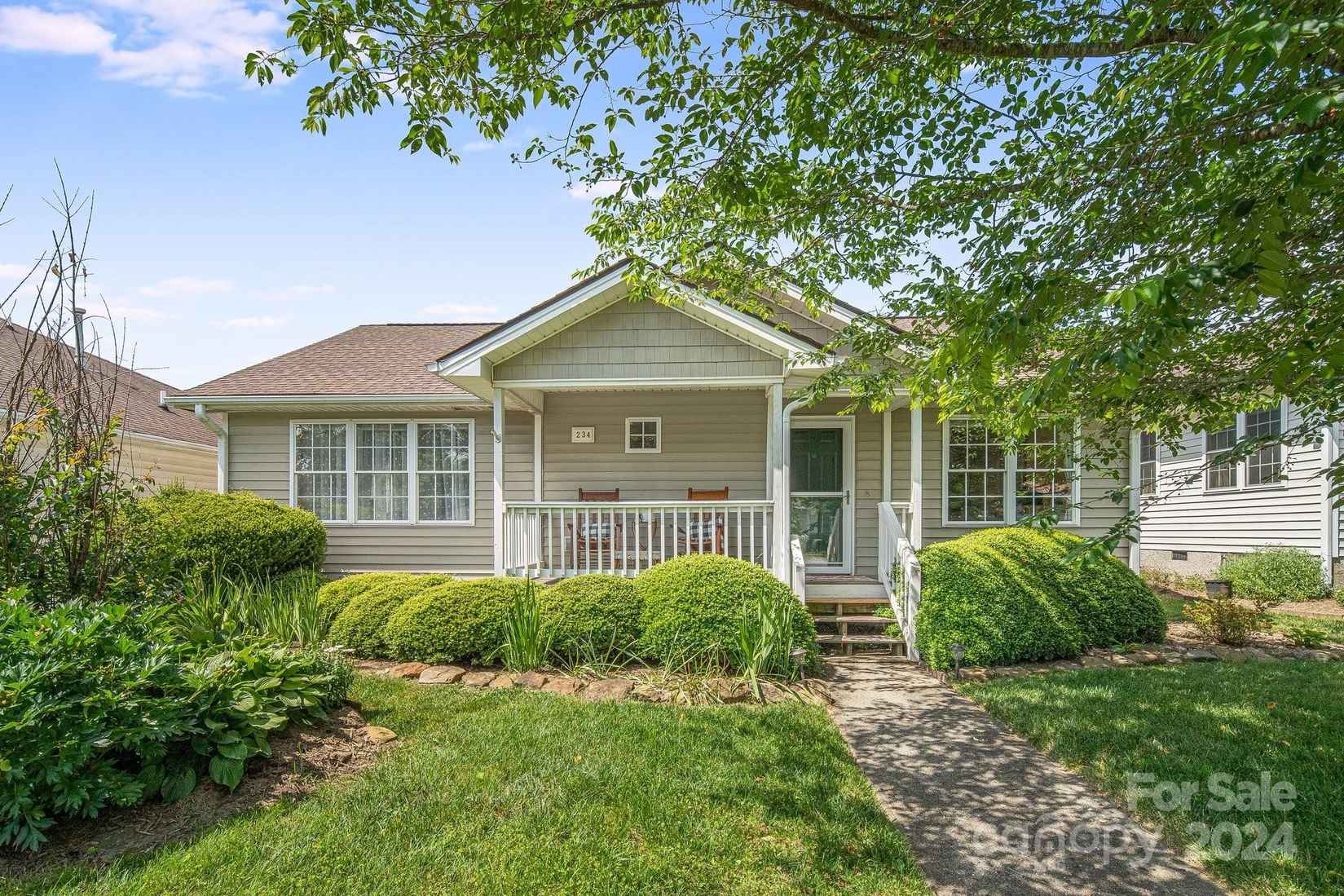 234 Highland Golf Dr  