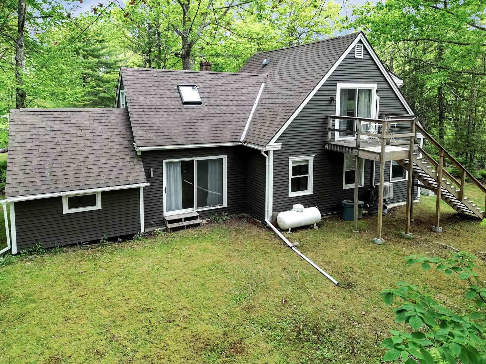 8 Beech Hl Rd  