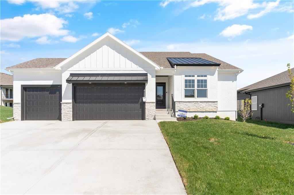 4133 NE Dearborn Ln  