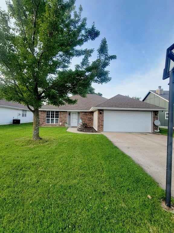 1013 Bedford Dr  