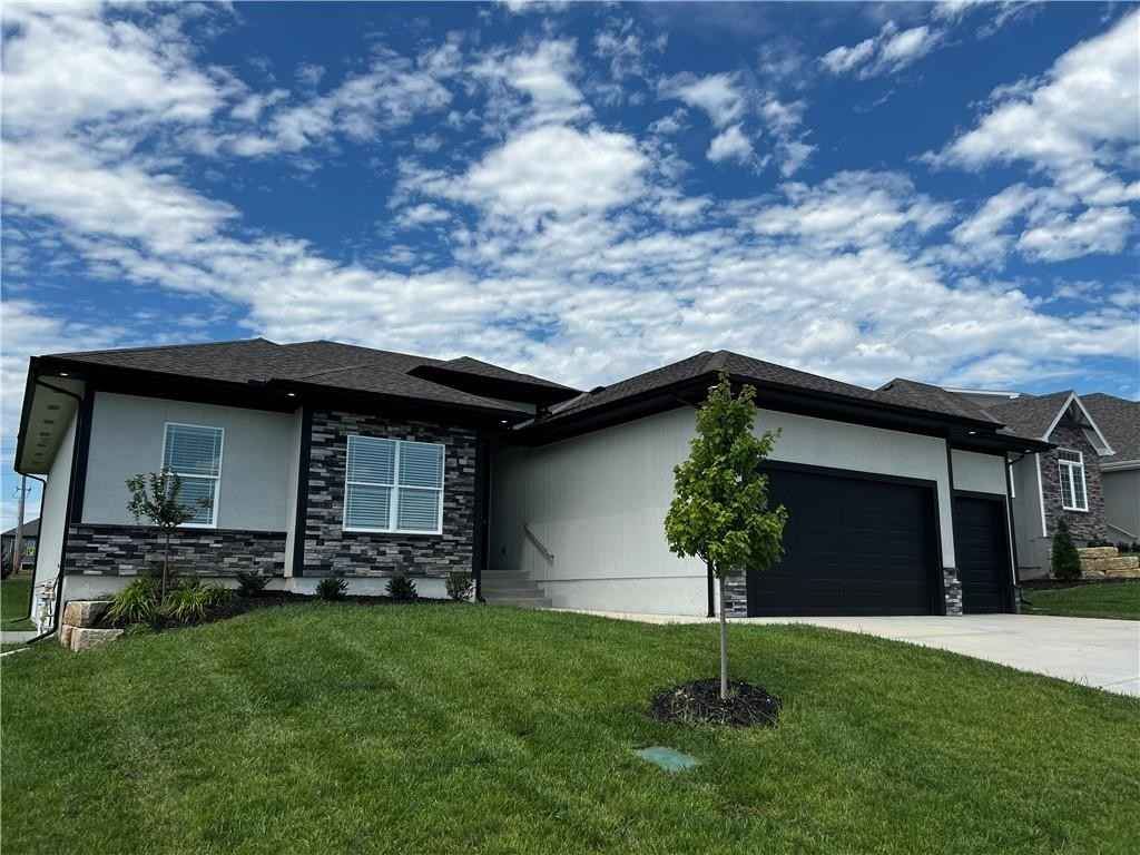 4190 NE Chapel Mnr Dr  