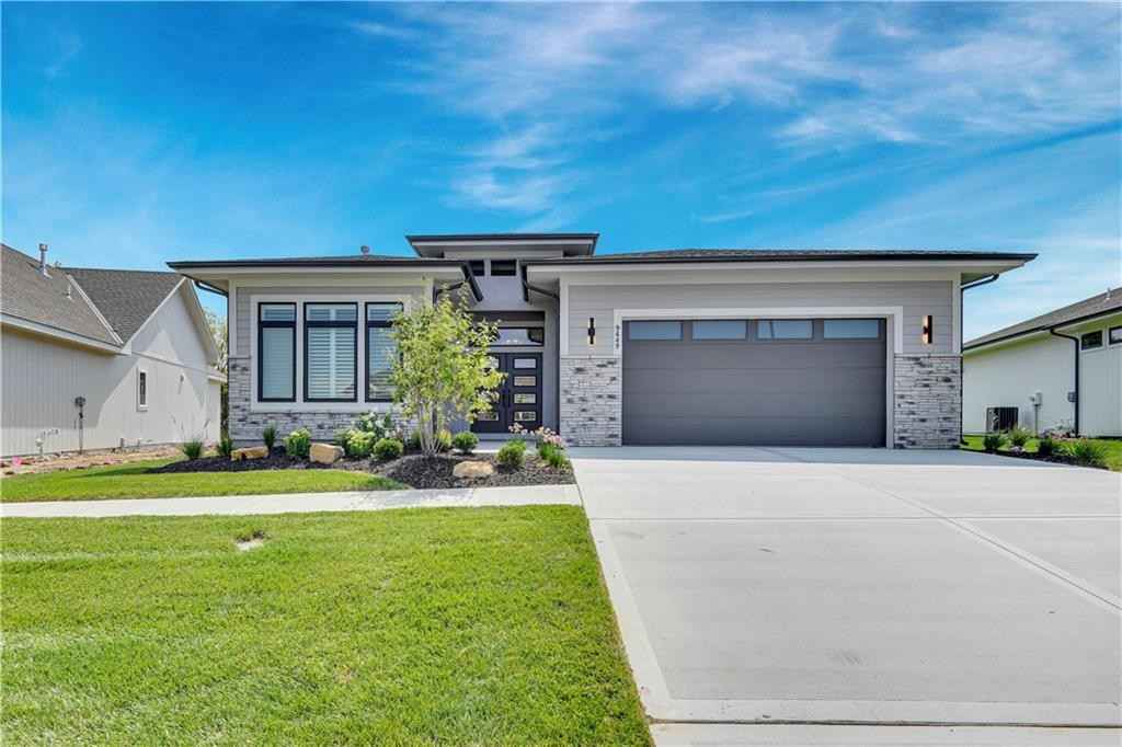 9377 Aurora St  