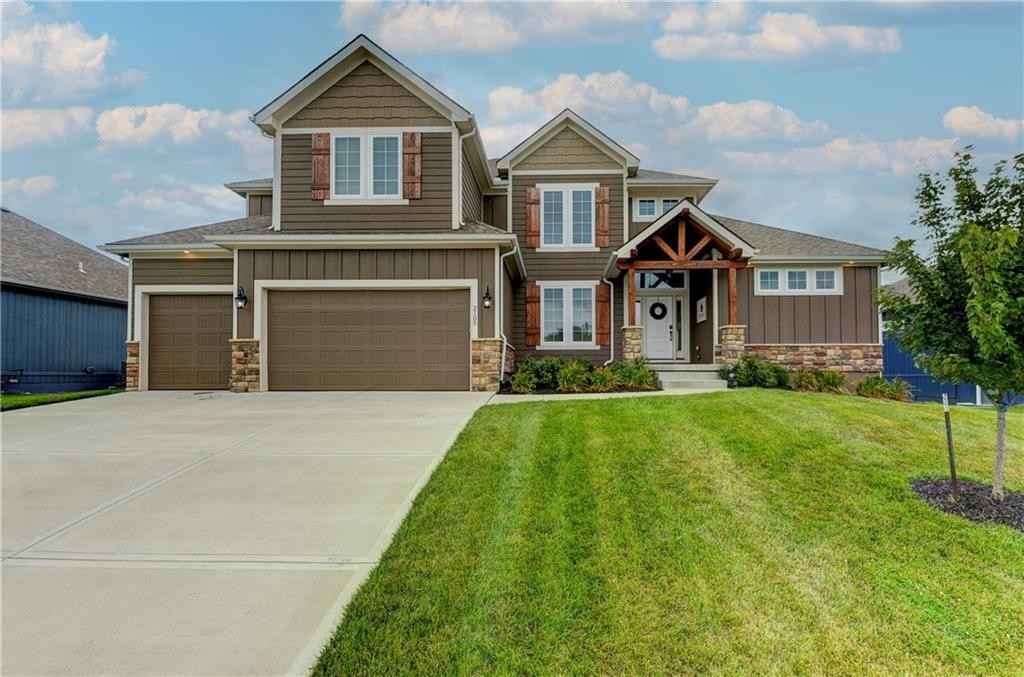 2105 Foxtail Dr  