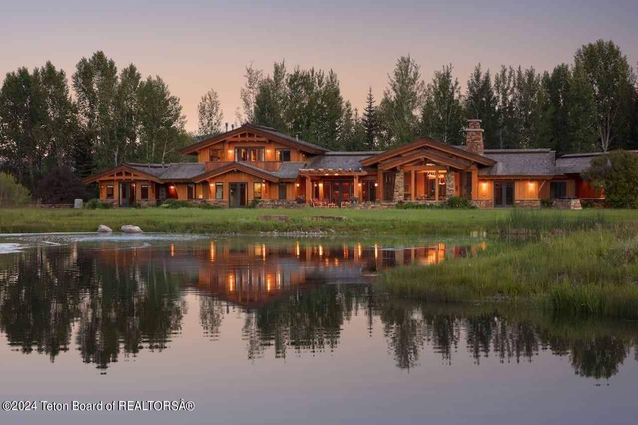 2805 W BOYLES Hl Rd  