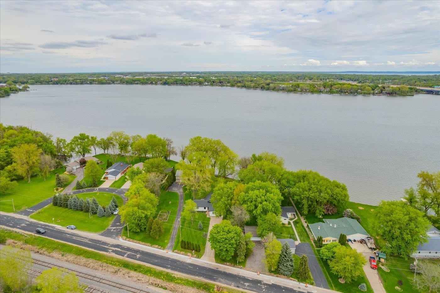 1781 Butte Des Morts Bch Rd  