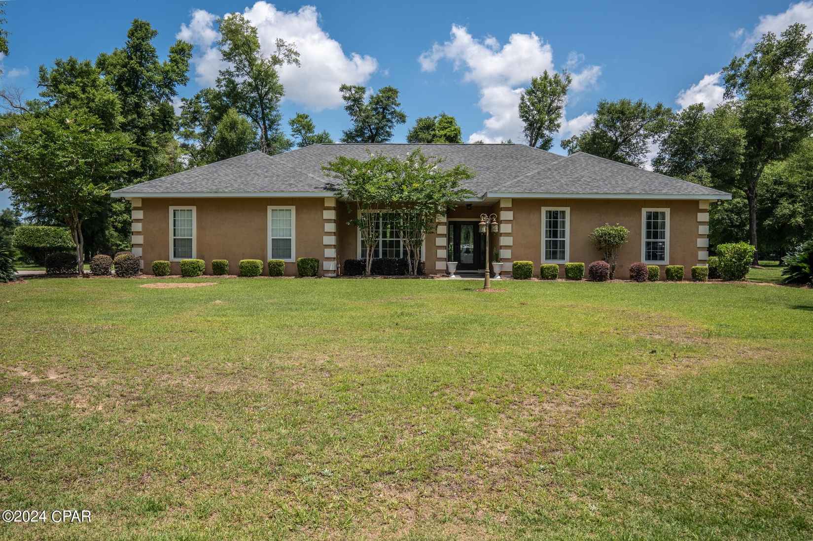 5180 Clubhouse Dr  