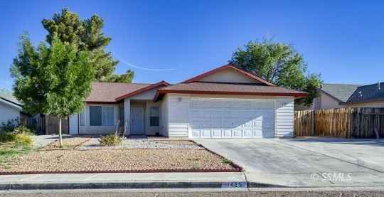 425 Dewalt Ave  