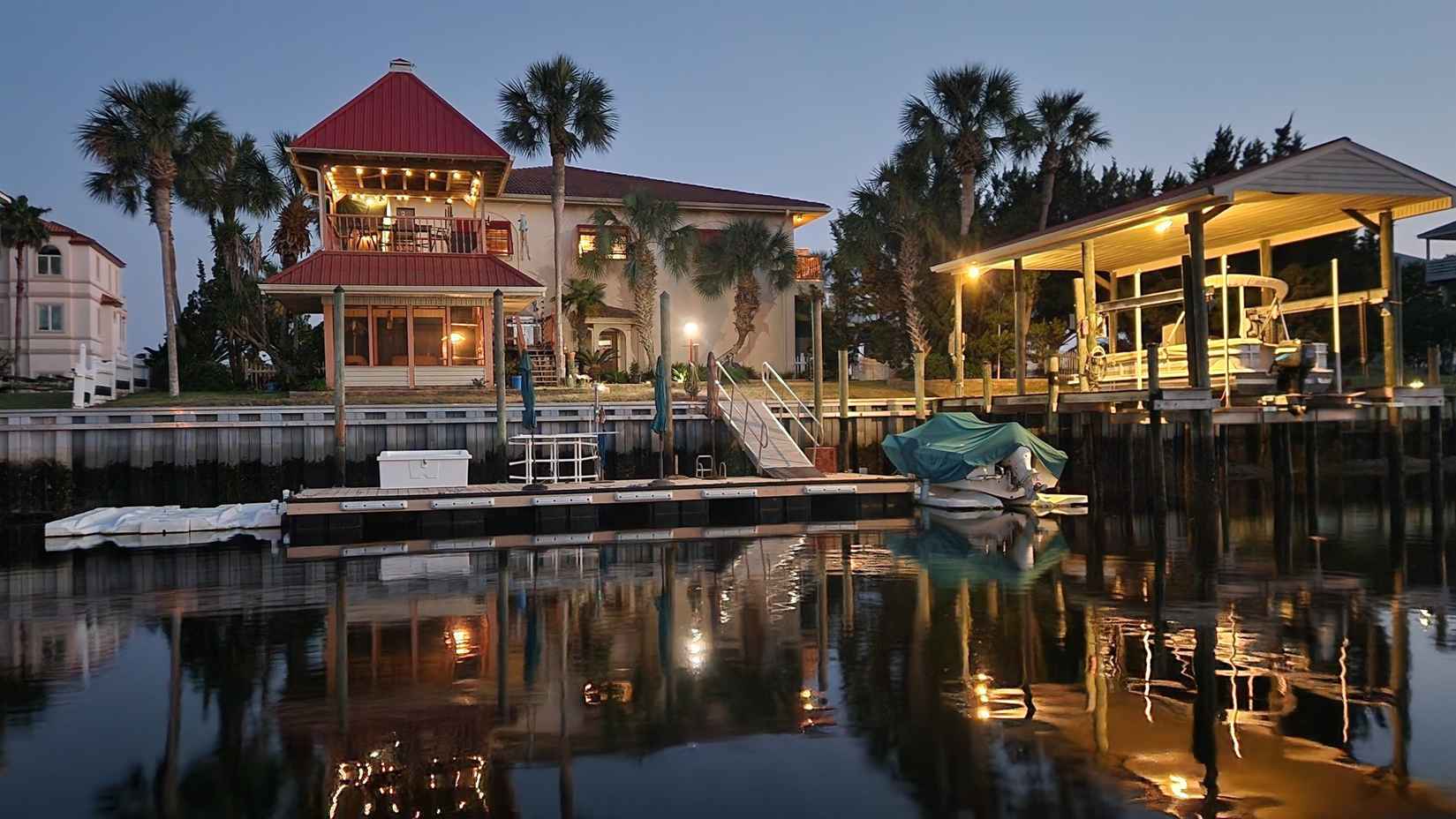 92 Royster Dr  