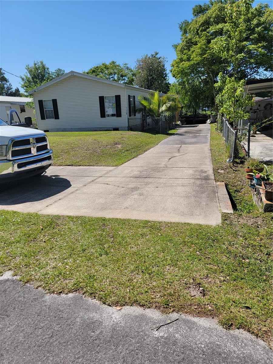 119 Walt Ln  