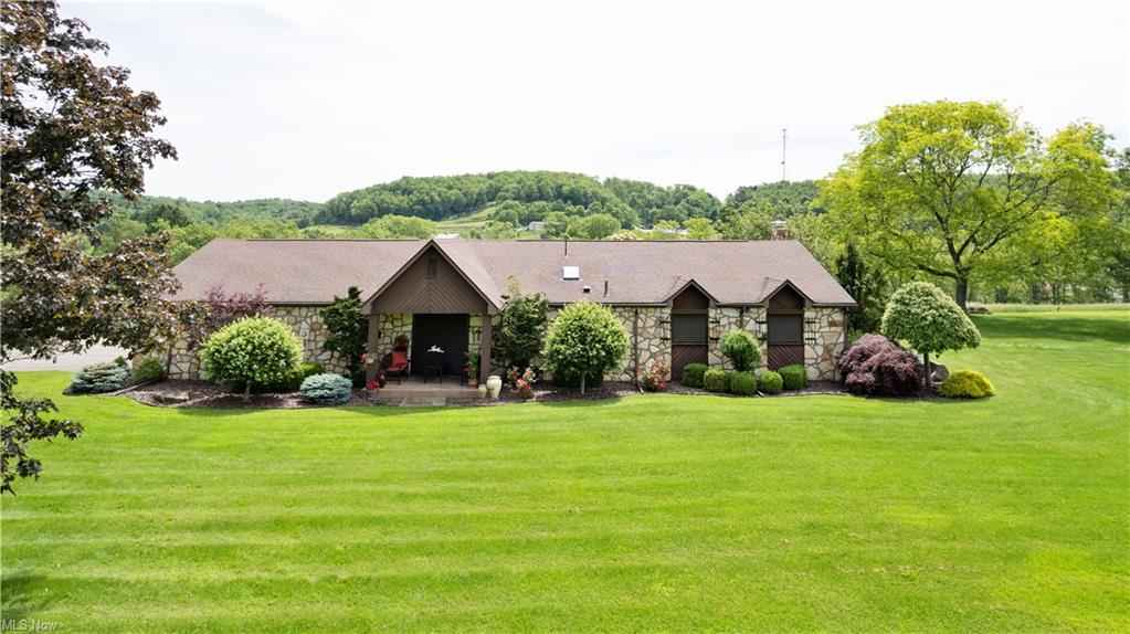 2167 Lincoln Hwy  