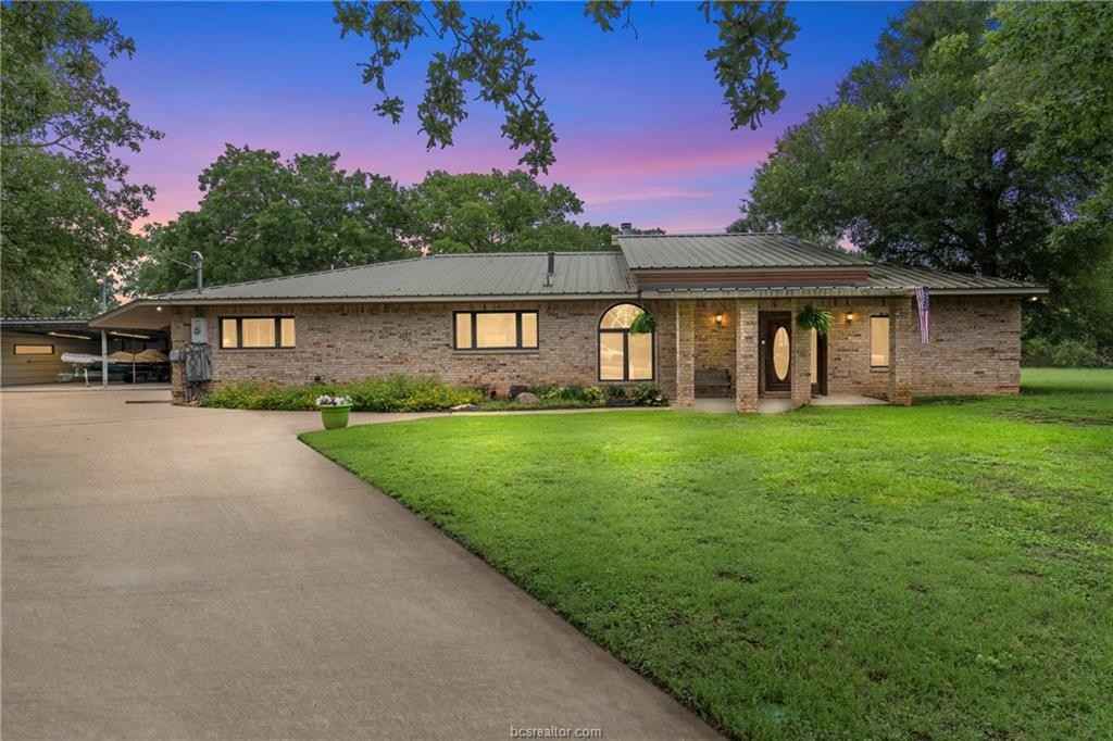 111 North Eskew Ln  