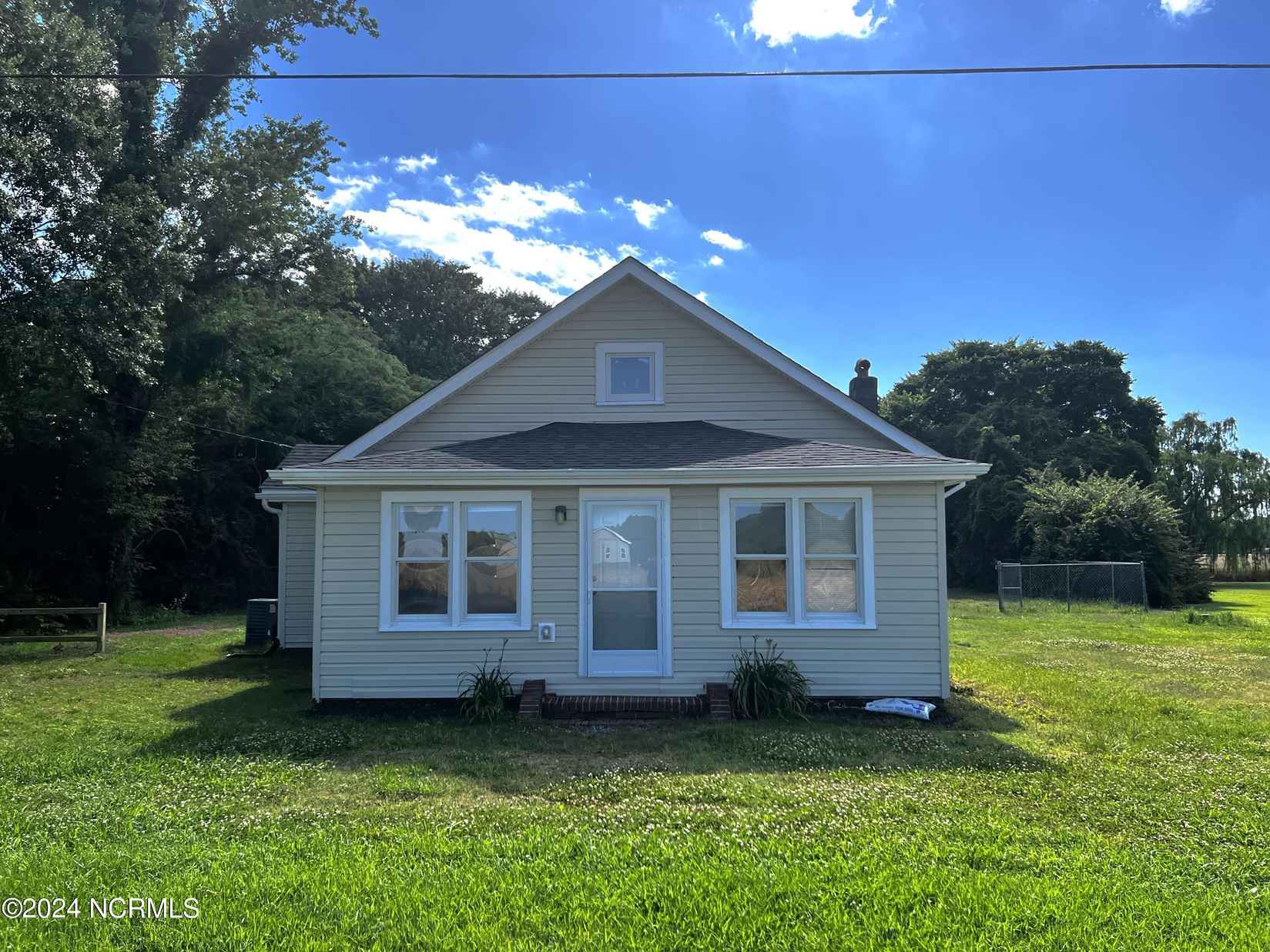 1405 N Nc Highway 343 S  