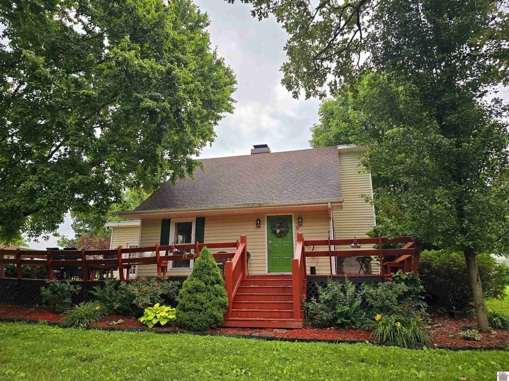 9390 Old Fruit Hl Rd  