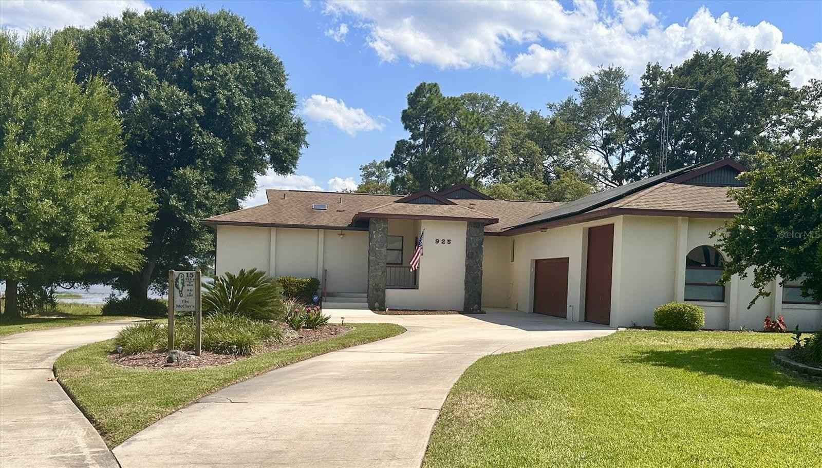 925 W LAKE DAMON Dr  