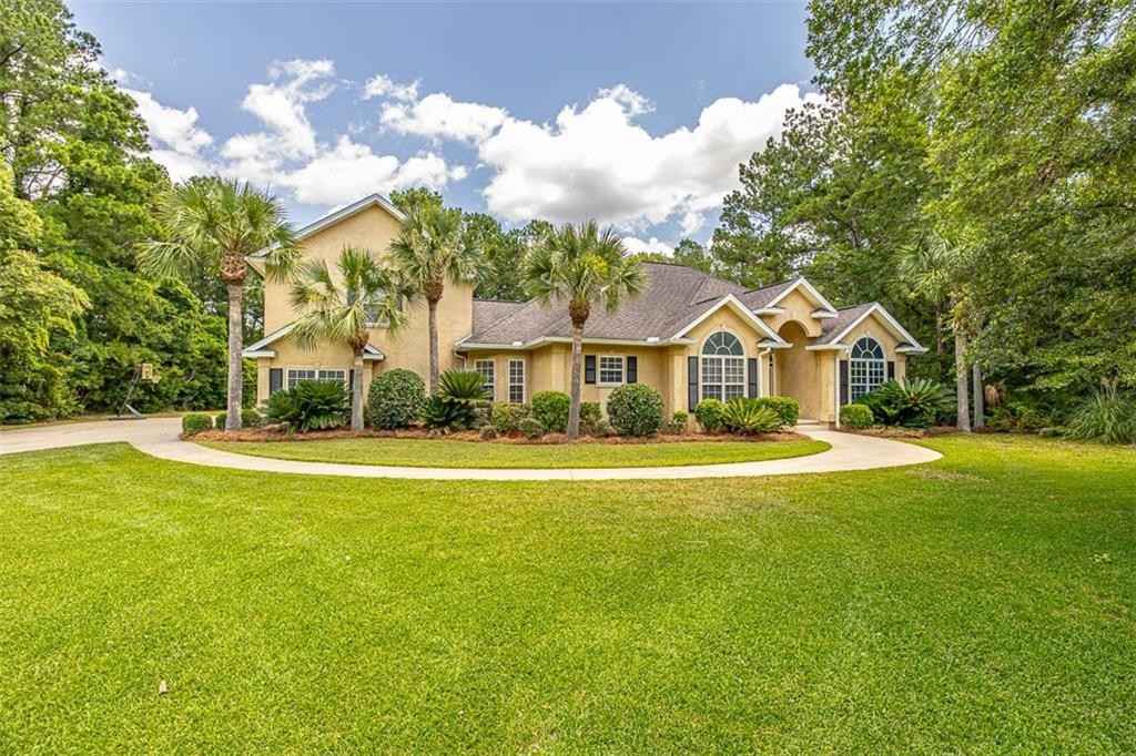 203 Red Maple Ln  