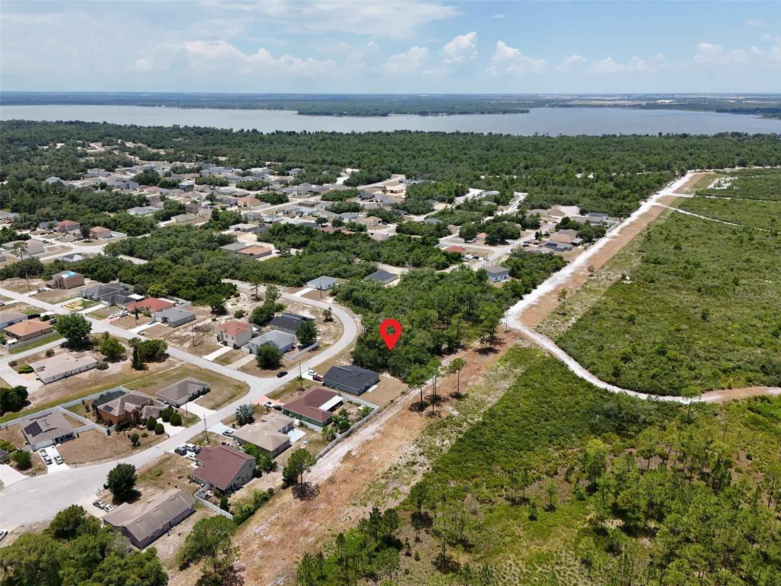 1226 APOPKA Ln  