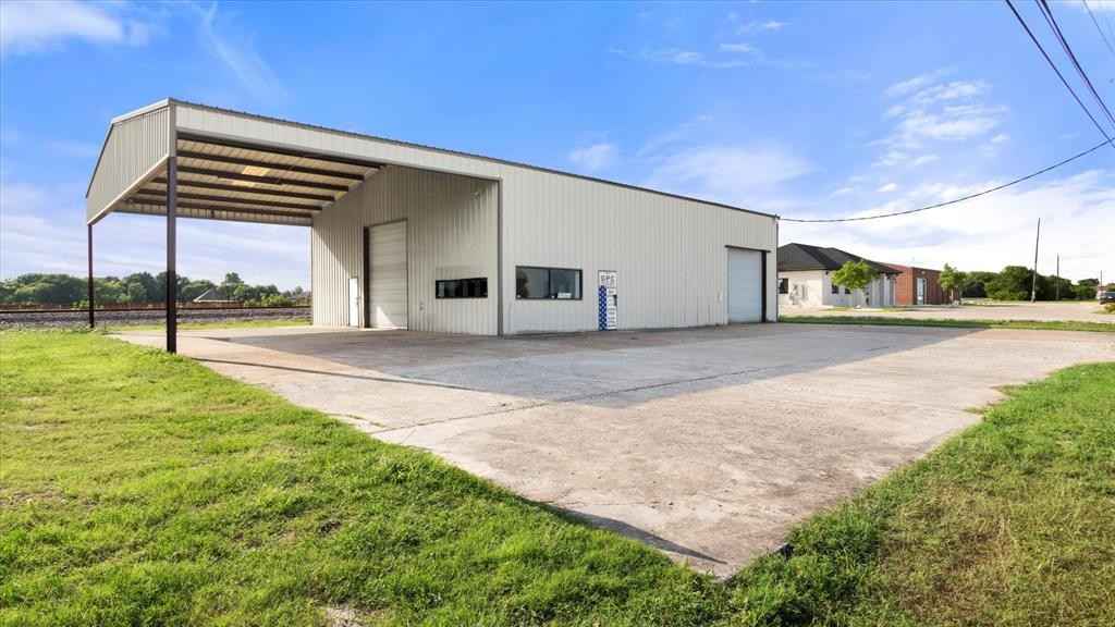 307 N STATE Hwy 342  