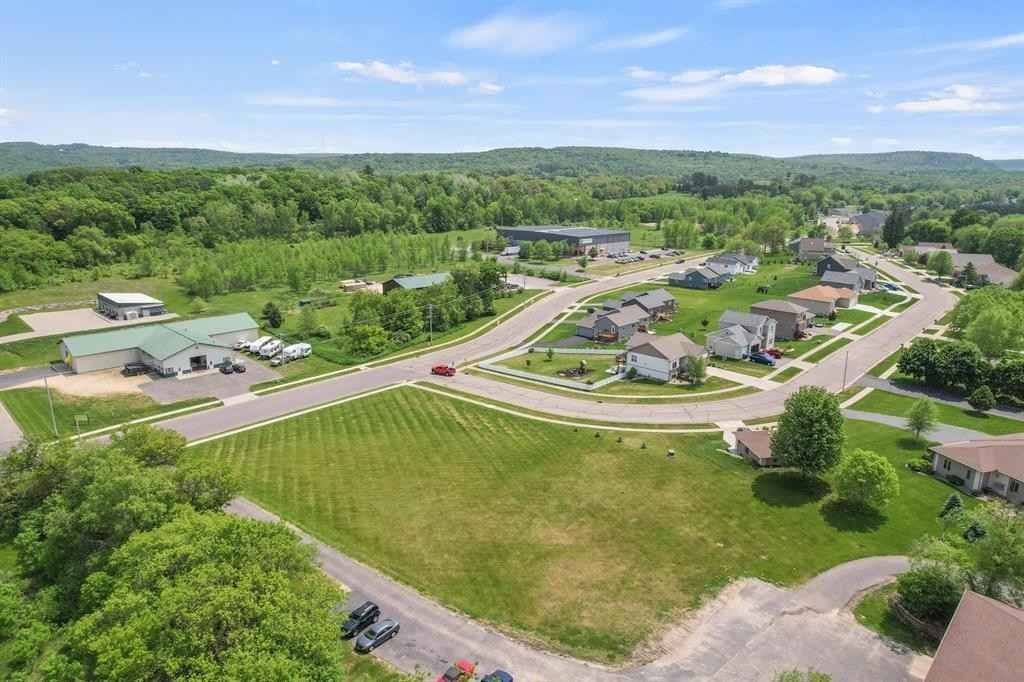 Lot 1 Csm Unit 6204 Lk St  