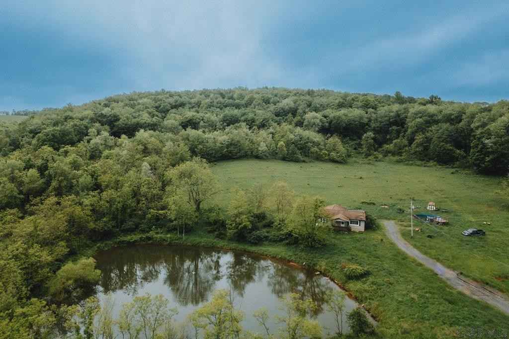 133 Jefferson Ln  