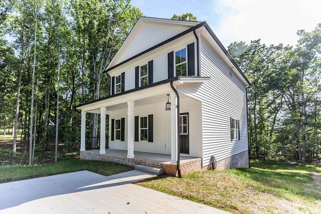 312 Walton Dr  
