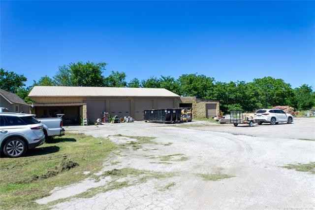 106 N Choctaw Rd  