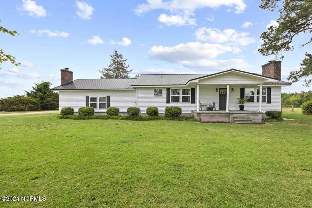 992 Plantation Rd  