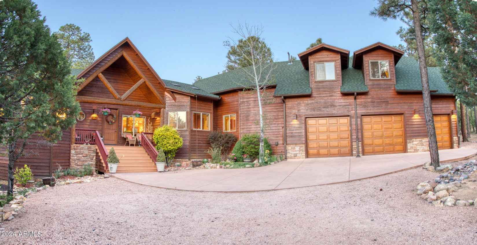 121 Cliffrose Ln  