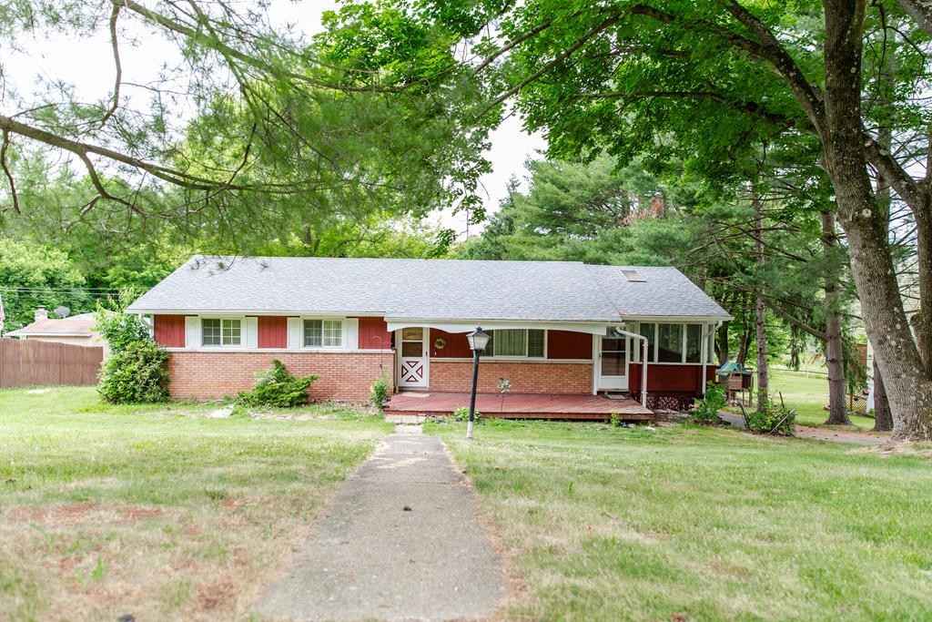 208 Debbie Ann Dr  