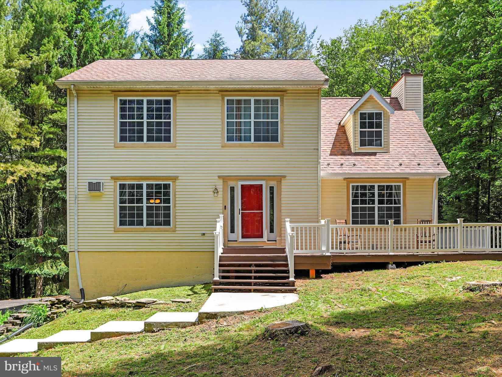 404 Pine Grv Rd  