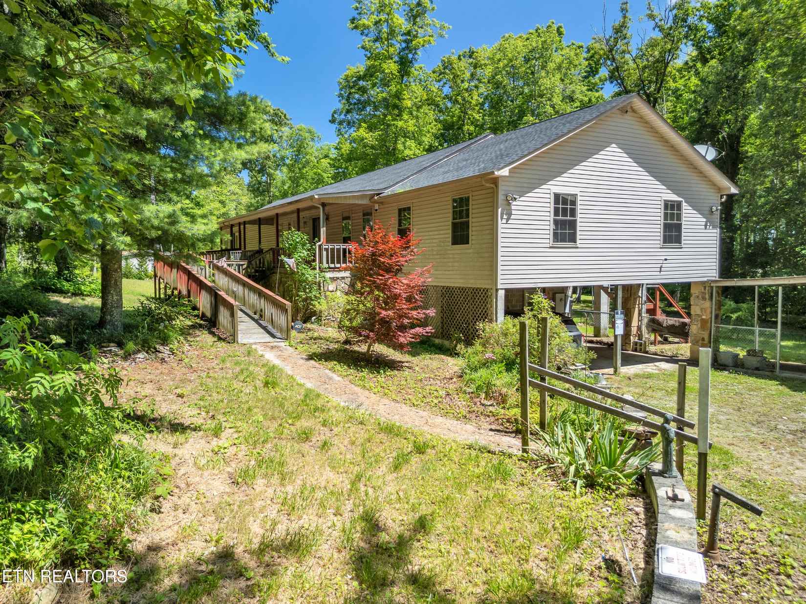 2112 Smith Mtn Rd  