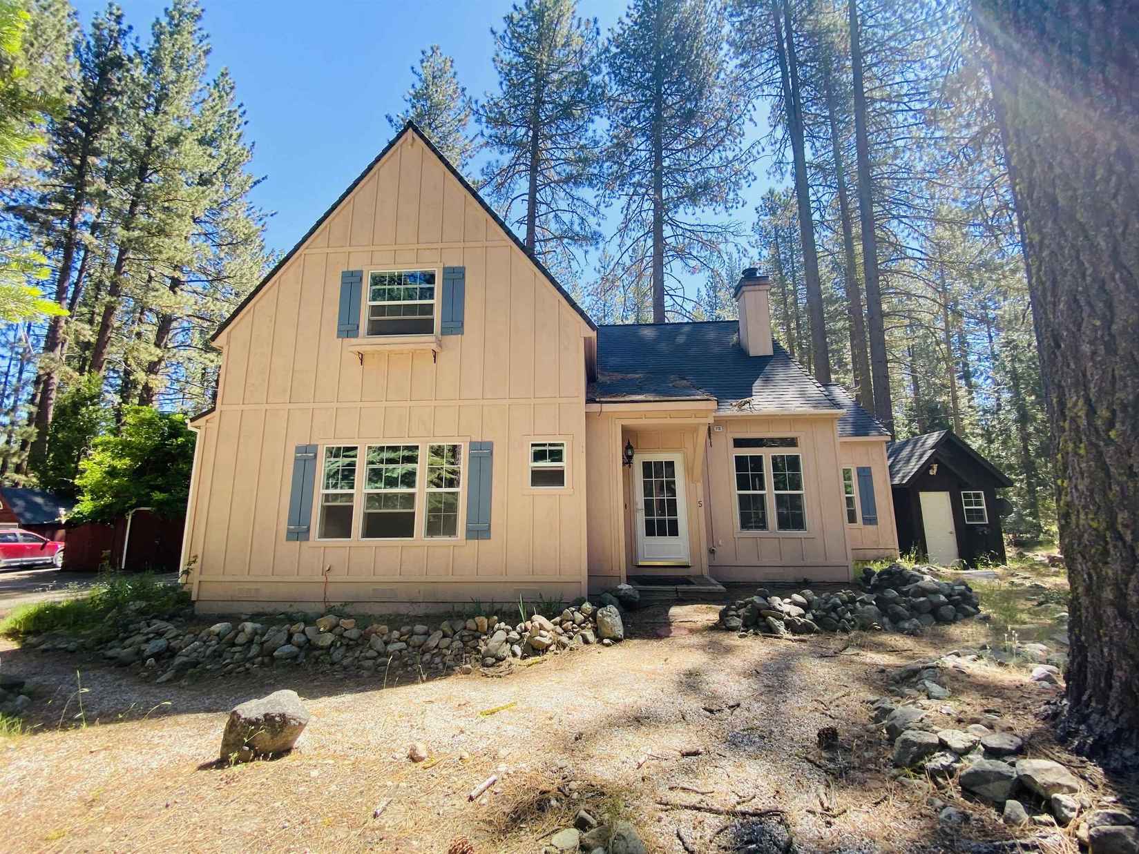 313 Edison St  
