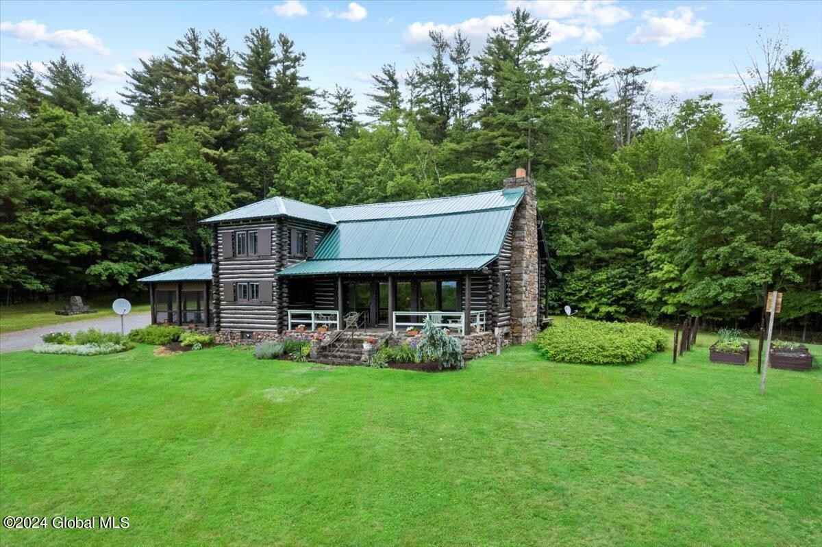 2068 Harrington Hl Rd  