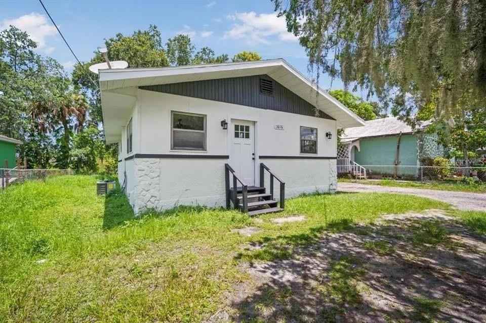 1616 18th Street Ct E  