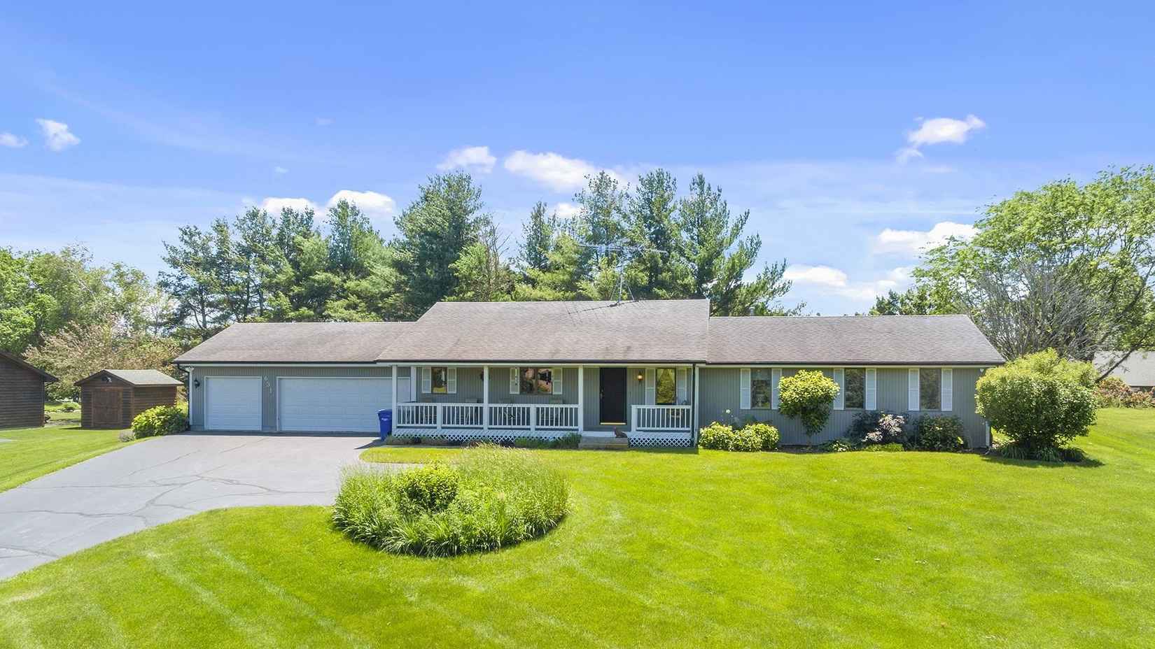 631 Fieldcrest  