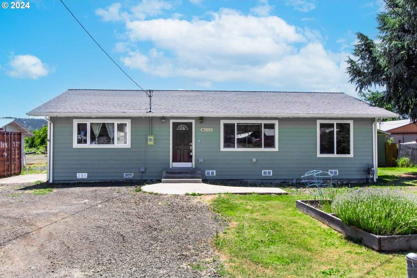 250 Coos Bay Wagon Rd  